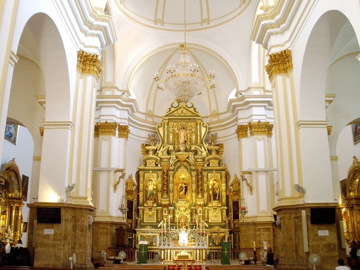 Interior de la iglesia de la Encarnación de Marbella